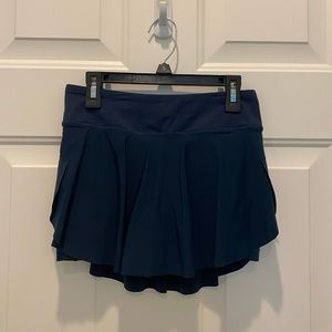 Lululemon quick pace skirt